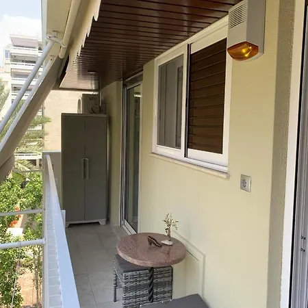 Apartament Lovely Faliro Next To The Sea.