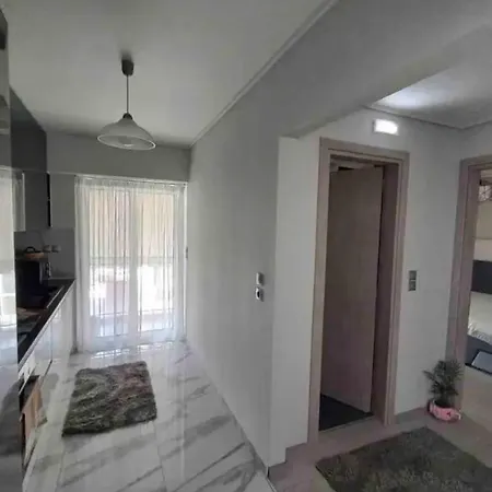 Lovely Faliro Next To The Sea. Apartament
