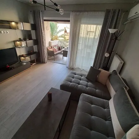 Lovely Faliro Next To The Sea. Apartament